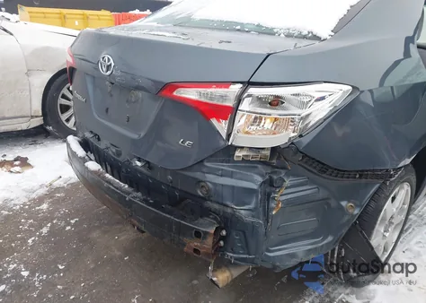 2015 Toyota Corolla Le z USA, uszkodzony, nr VIN 2T1BURHE2FC360256